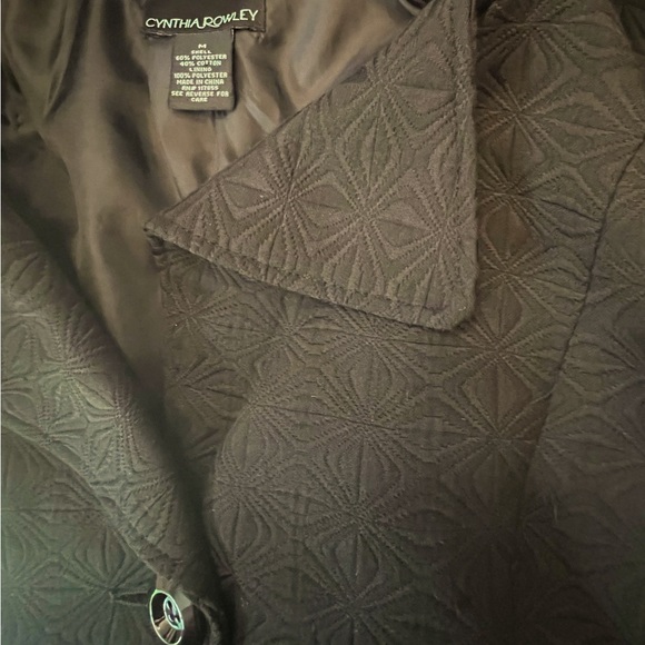 Cynthia Rowley 3 button 2 pocket jacket with stitching detail. Wrap belt. - Picture 4 of 6